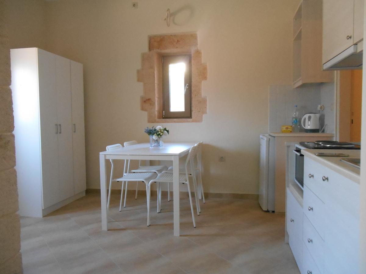 Arapakis Apartment 2 Aegina Eksteriør bilde