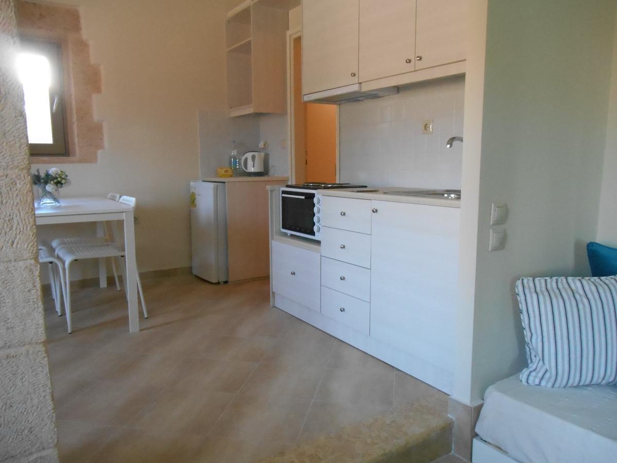 Arapakis Apartment 2 Aegina Eksteriør bilde
