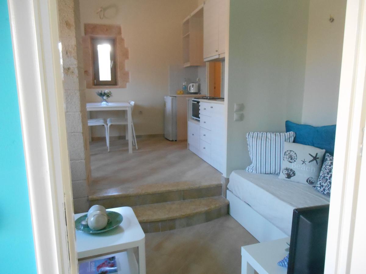 Arapakis Apartment 2 Aegina Eksteriør bilde