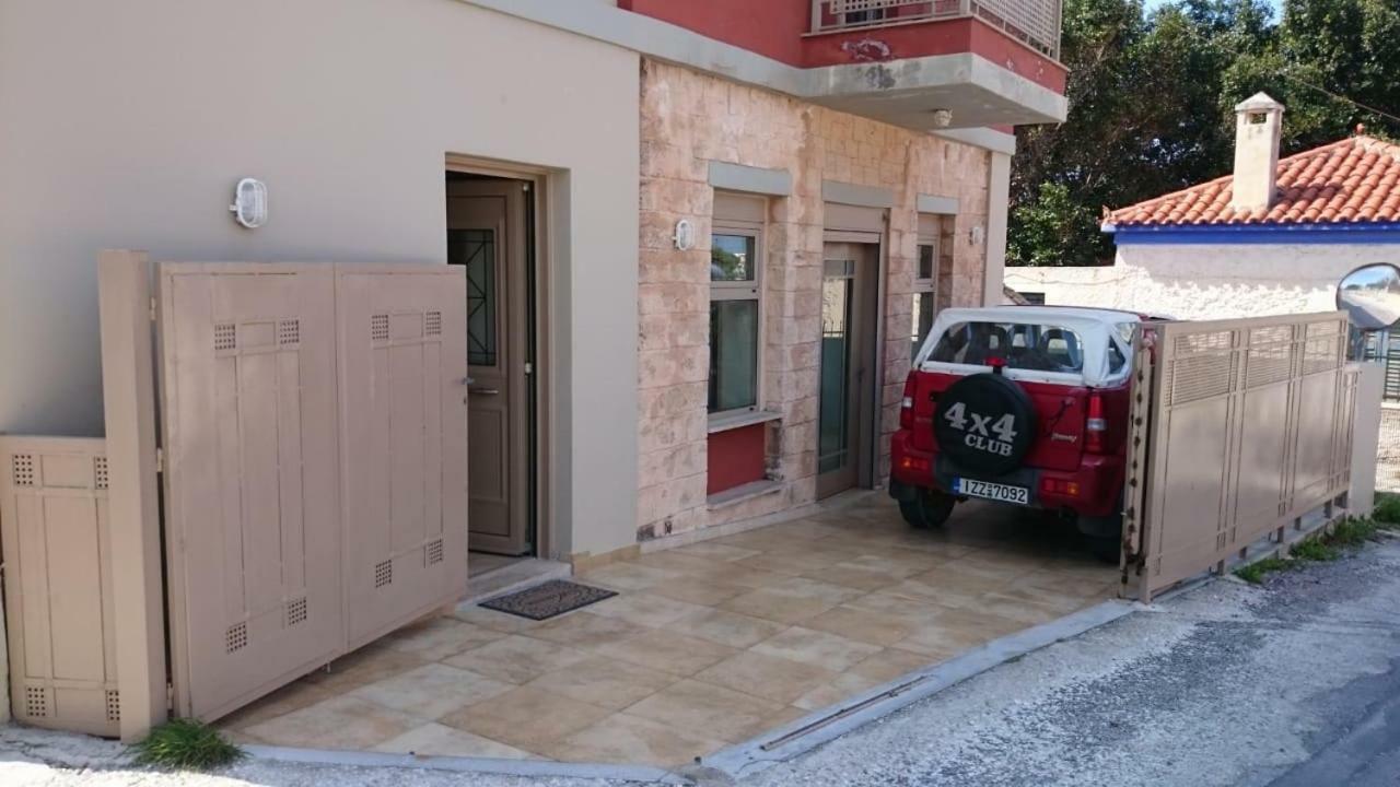 Arapakis Apartment 2 Aegina Eksteriør bilde