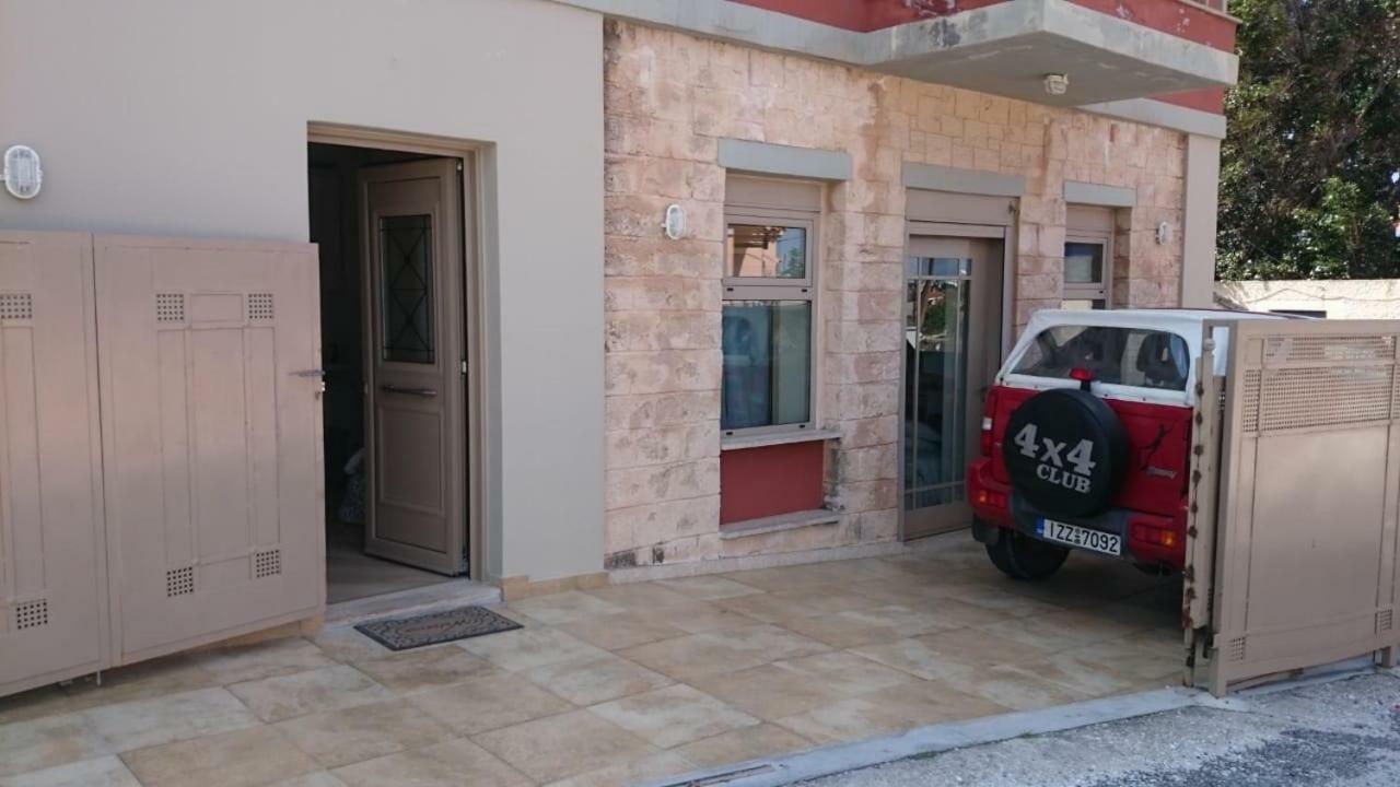 Arapakis Apartment 2 Aegina Eksteriør bilde